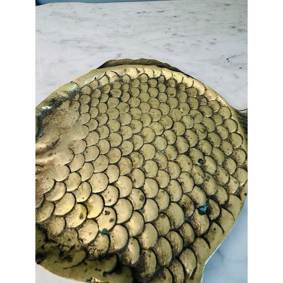 Vintage Brass Fish Shaped Trinket Dish Small Plate 8.5” Length 3D Scales Patina - Picture 8 of 13